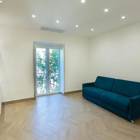 Sorrento Realty Holidays - Malafemmena 3*